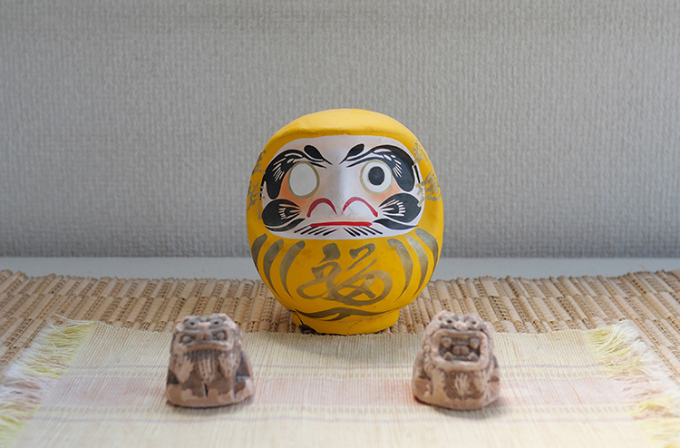 Daruma, Daruma: I'll mark an objective and I'll paint you one eye. Once I  accomplish it, I'll paint you the other one. - Luxury real estate in  Barcelona and Maresme - HJAPÓN
